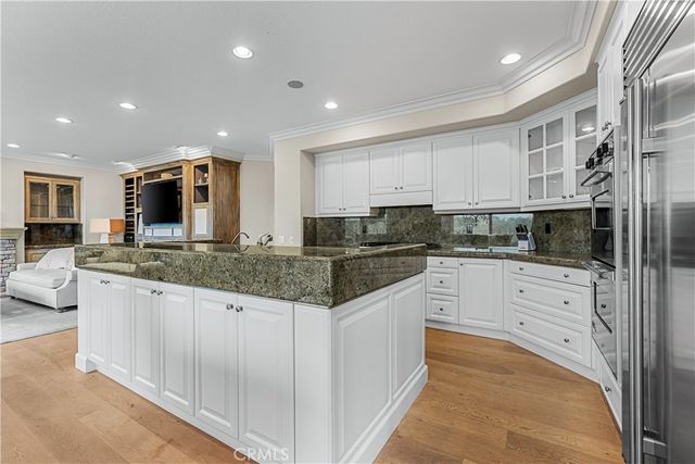 1441 High Bluff, Newport Beach, CA 92660