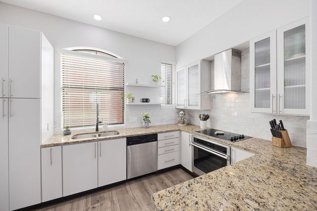 2110 Shearn Street 11, Houston, TX 77007