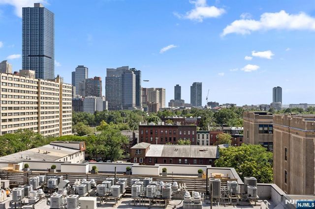 205 10th Street 6X, Jersey City, NJ 07302