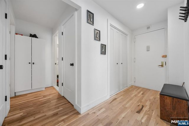 205 10th Street 6X, Jersey City, NJ 07302