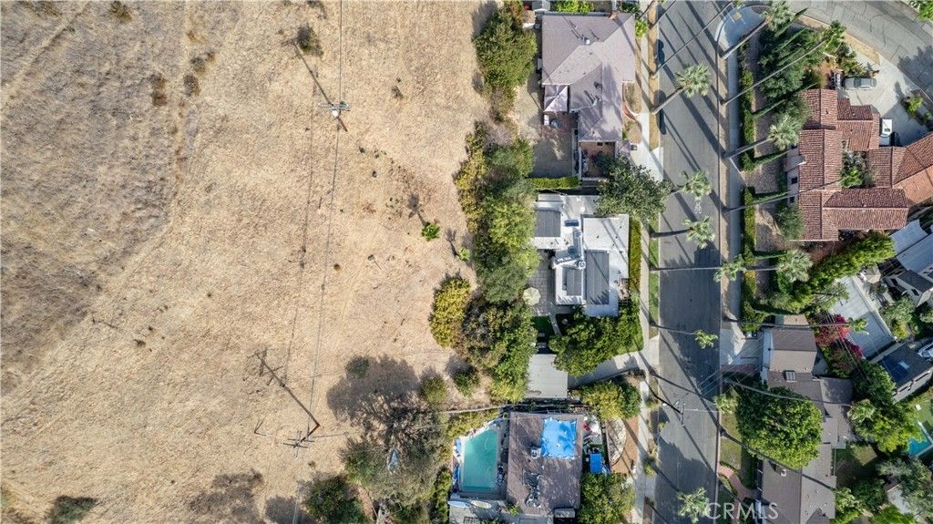 Image 38 of property listing at 1011 W Mountain, Glendale, CA 91202
