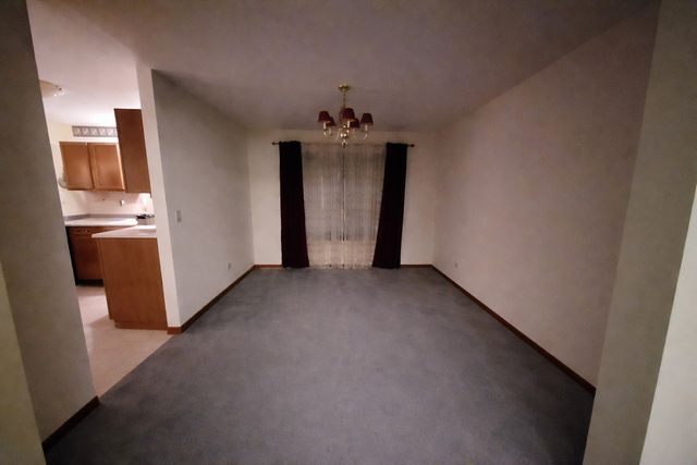 1819 Lake Shore Drive, Romeoville, IL 60446