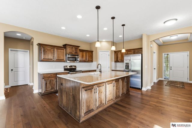 20003 Polk Street, Omaha, NE 68135