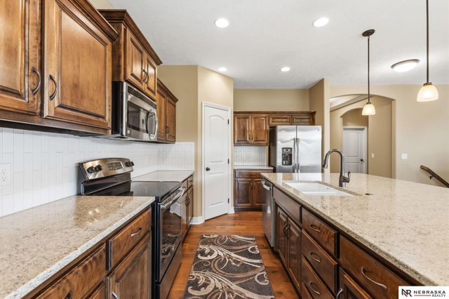 20003 Polk Street, Omaha, NE 68135