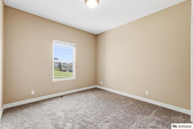20003 Polk Street, Omaha, NE 68135