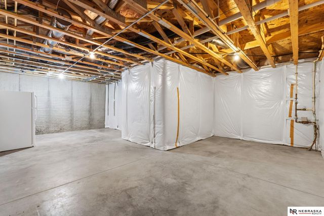 20003 Polk Street, Omaha, NE 68135