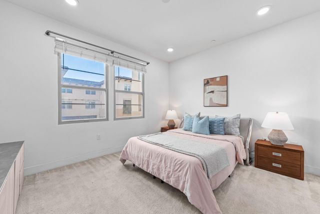 1087 Bigleaf Place 105, San Jose, CA 95131