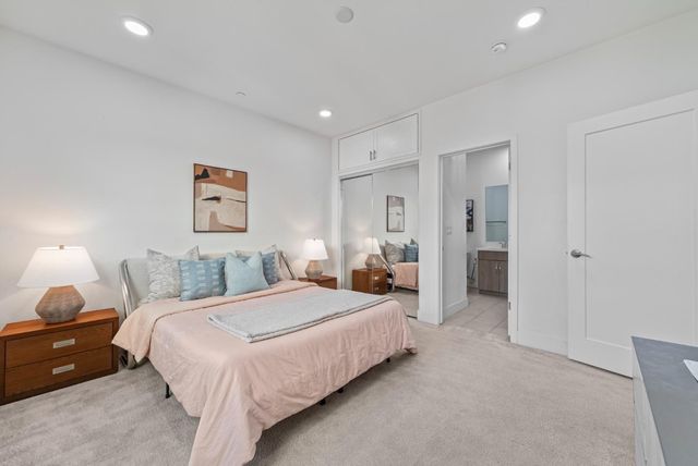 1087 Bigleaf Place 105, San Jose, CA 95131