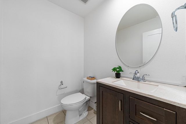 1087 Bigleaf Place 105, San Jose, CA 95131