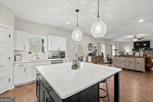 14 Cambridge Lane, Bremen, GA 30110