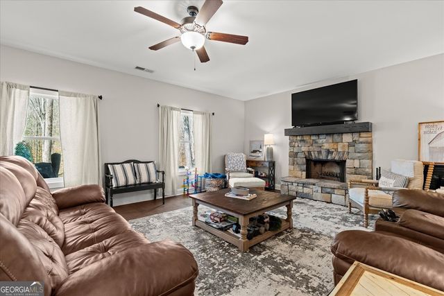 14 Cambridge Lane, Bremen, GA 30110