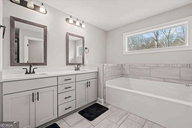 14 Cambridge Lane, Bremen, GA 30110