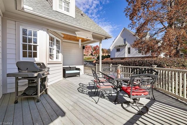 7601 Crossing Ridge Drive, Belews Creek, NC 27009