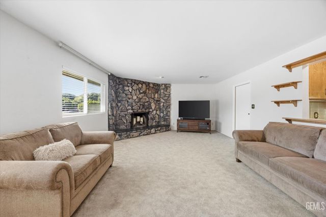 4513 McCray Street, Bakersfield, CA 93308