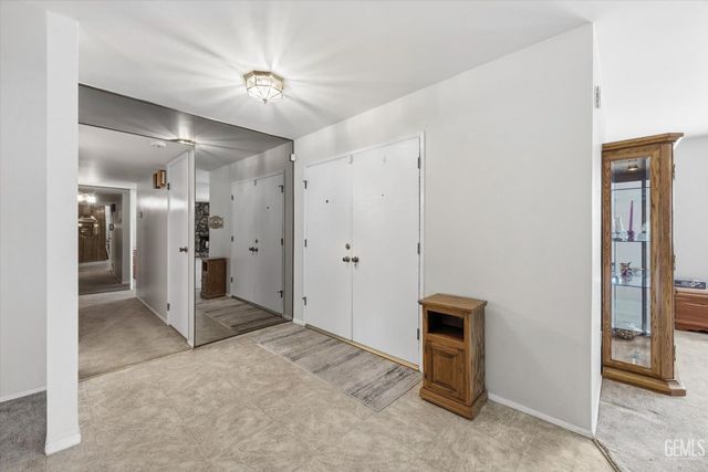 4513 McCray Street, Bakersfield, CA 93308