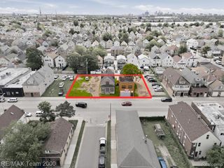 2226 Caniff Street, Hamtramck, MI 48212