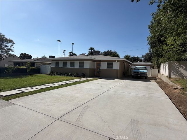 3439 Mono Drive, Riverside, CA 92506