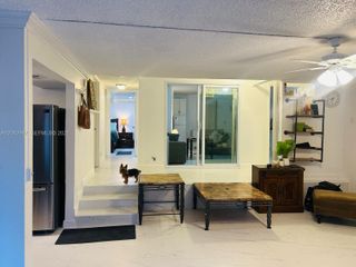4850 SW 63rd Terrace 211, Davie, FL 33314