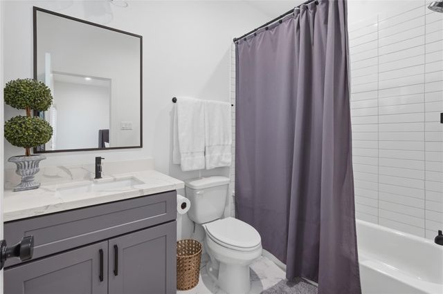 2409 Bevis Street, Houston, TX 77008