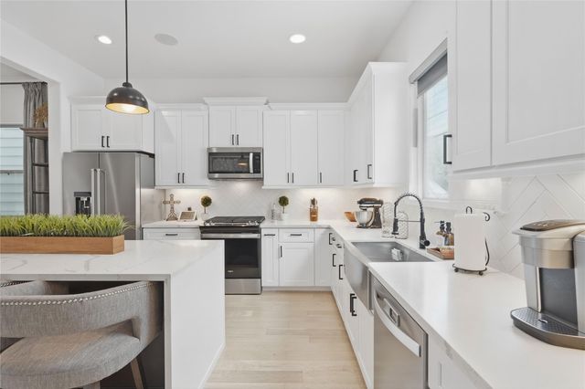 2409 Bevis Street, Houston, TX 77008