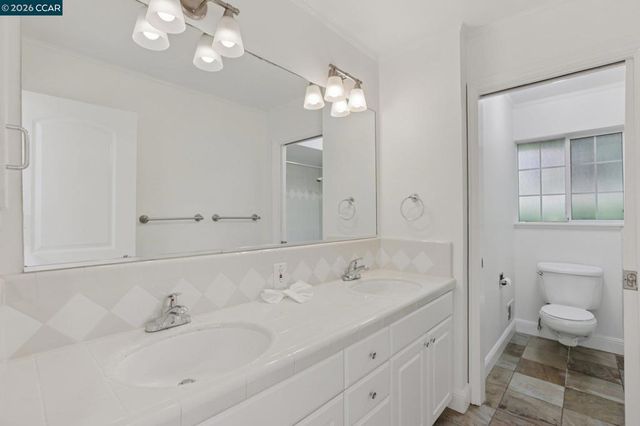 3394 Santa Maria Ct, Lafayette, CA 94549