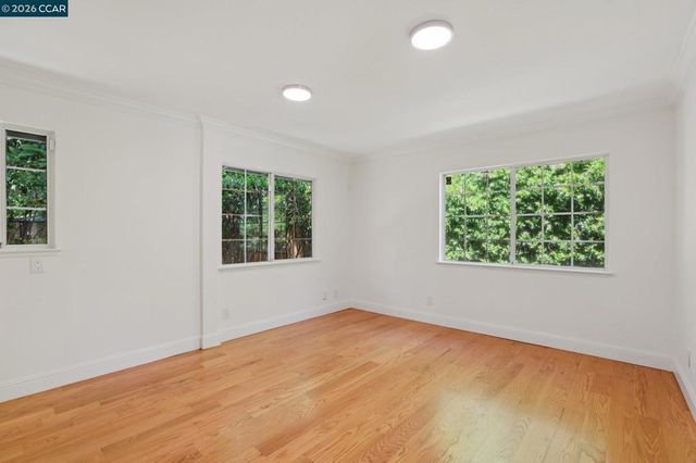 3394 Santa Maria Ct, Lafayette, CA 94549