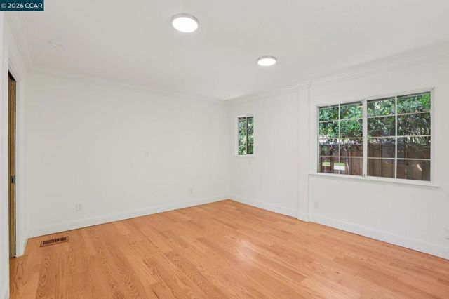 3394 Santa Maria Ct, Lafayette, CA 94549