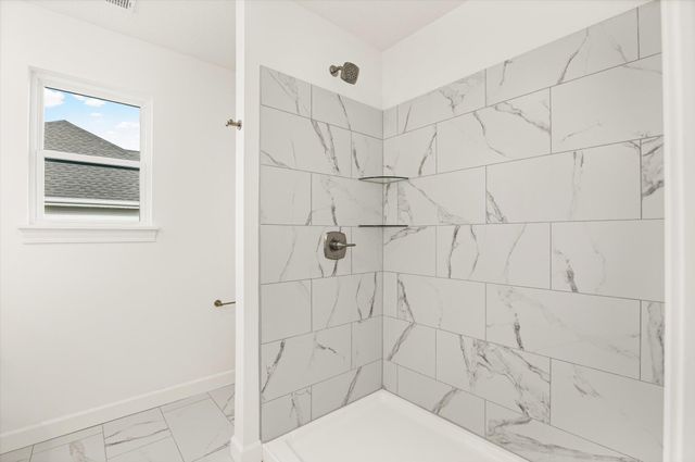 2470 N TRAVELLERS DR, Columbia, MO 65202