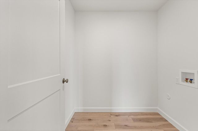 2470 N TRAVELLERS DR, Columbia, MO 65202