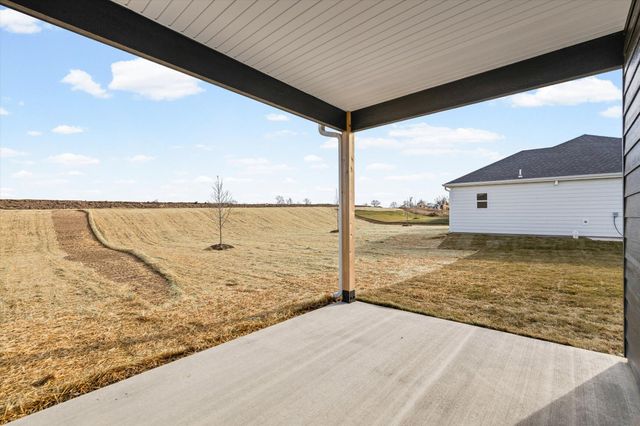 2470 N TRAVELLERS DR, Columbia, MO 65202