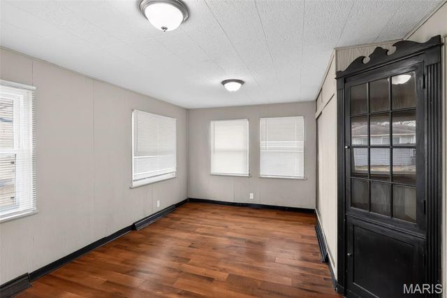 1212 Kilgore Drive, St Louis, MO 63137