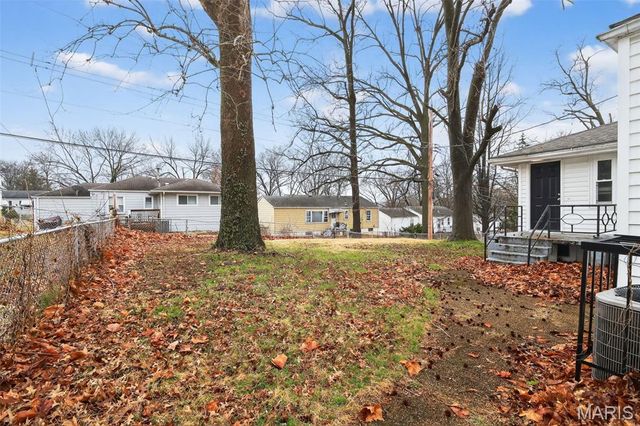 1212 Kilgore Drive, St Louis, MO 63137