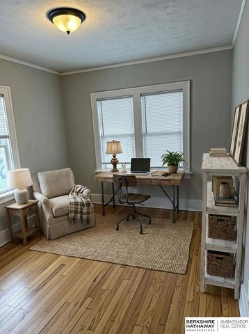 6460 Parker Street, Omaha, NE 68104