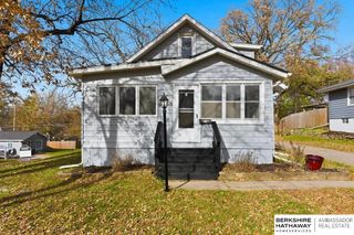 6460 Parker Street, Omaha, NE 68104