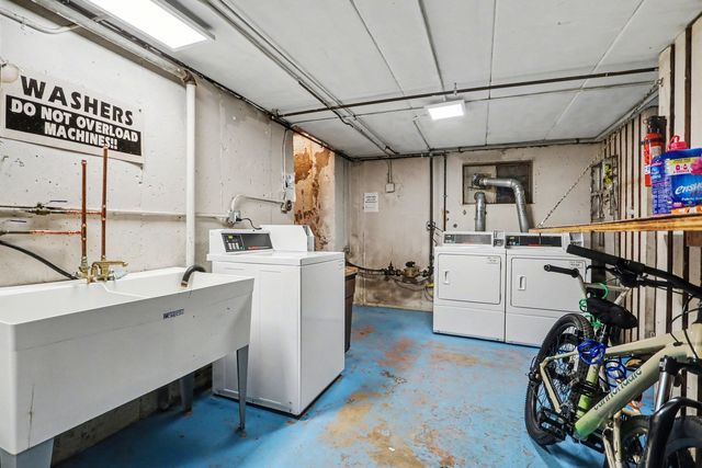 135 S Kenilworth Avenue 6, Oak Park, IL 60302