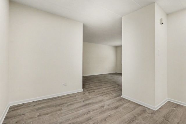 135 S Kenilworth Avenue 6, Oak Park, IL 60302