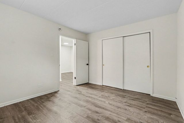 135 S Kenilworth Avenue 6, Oak Park, IL 60302