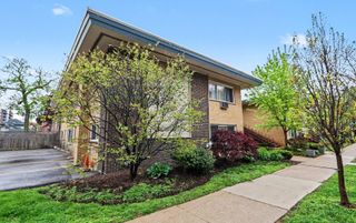 135 S Kenilworth Avenue 6, Oak Park, IL 60302