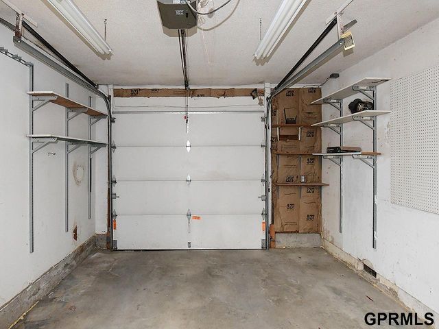 7345 S 69 Street, La Vista, NE 68128