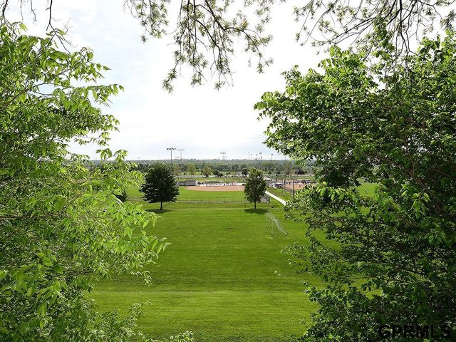 7345 S 69 Street, La Vista, NE 68128