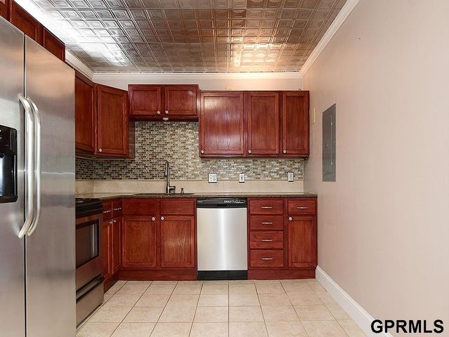 7345 S 69 Street, La Vista, NE 68128