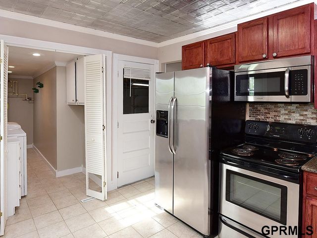 7345 S 69 Street, La Vista, NE 68128