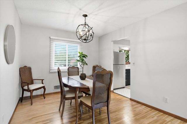 3865 Palisade Point, Eagan, MN 55122