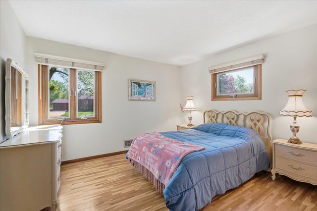 3865 Palisade Point, Eagan, MN 55122