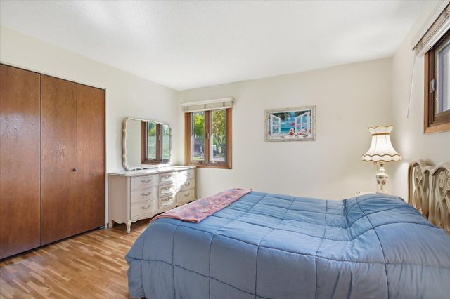 3865 Palisade Point, Eagan, MN 55122