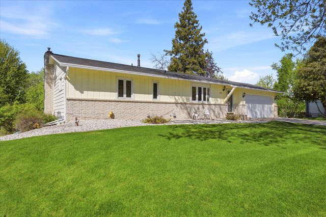 3865 Palisade Point, Eagan, MN 55122