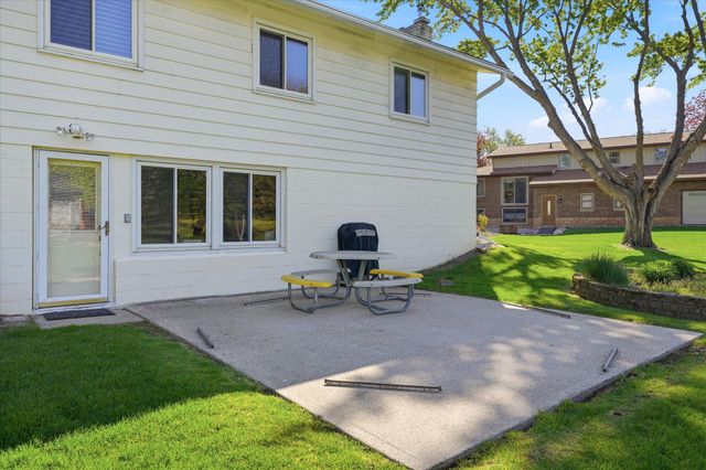 3865 Palisade Point, Eagan, MN 55122