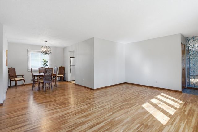 3865 Palisade Point, Eagan, MN 55122