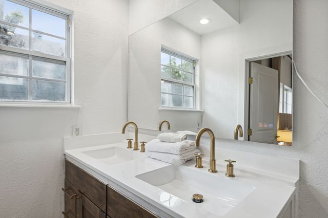 416 Cristler Avenue, Dallas, TX 75223