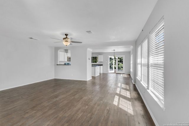 7721 Avery, Live Oak, TX 78233